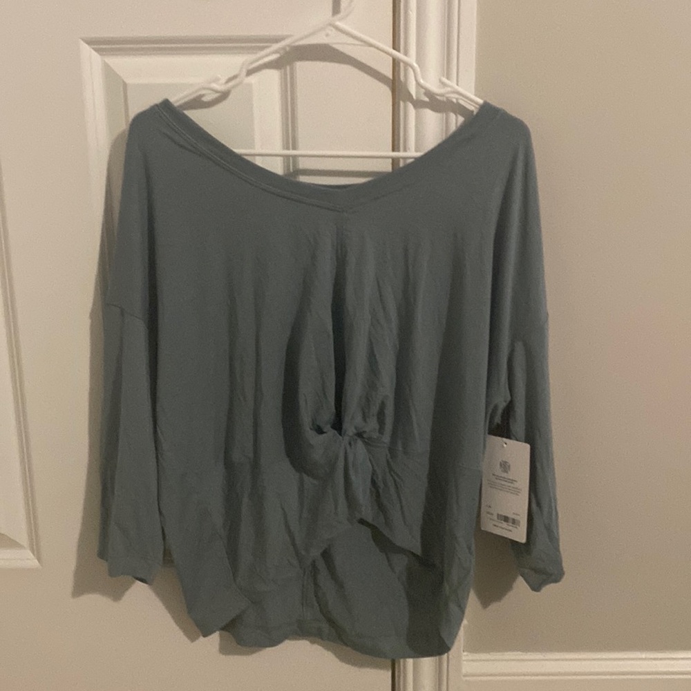 Athleta twist-front top